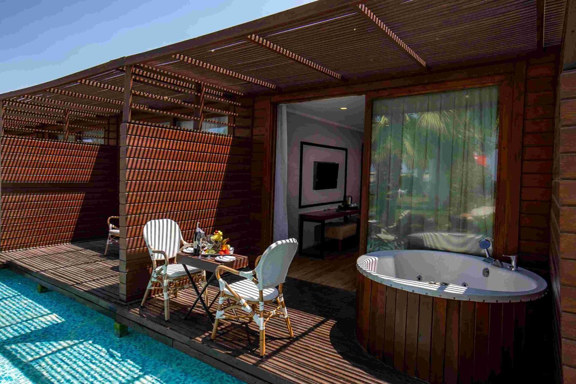 Risus Beach Resort Hotel Kusadası Exteriér fotografie